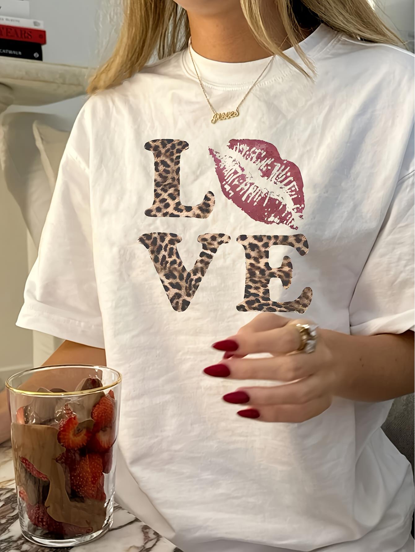 thumbnail image 1 of Women's Vintage-Inspired "LOVE" Graphic Tee - Casual Round Neck, Leopard Print with Kiss Detail, 100% Polyester, Machine Washable - Perfect for Summer, Everyday Fashion|Playful Design|Stylish Details, 1 of 6